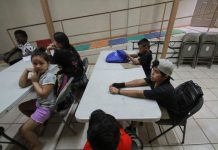 Activistas temen que sean más de 666 niños migrantes separados de sus padres niños migrantes