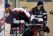 EE.UU. cierra 2020 con un récord de hospitalizaciones récord de hospitalizaciones