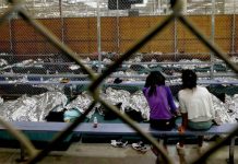 No son niños durmiendo en el piso de una celda en la frontera entre EE.UU. y México, es IA Centro de Detención