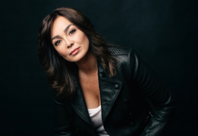 Elaine Del Valle.