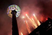 NYPD no permitirá espectadores en la celebración de fin de año en Times Square La bola de Times Square