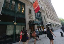 Las Bibliotecas Públicas de la ciudad de Nueva York anuncian los libros más prestados del 2020