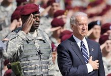Biden planea nominar a un general retirado negro como jefe del Pentágono Lloyd J. Austin III