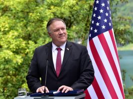 Pompeo apoya megaproyecto presupuestario de Trump aunque admite "algunas cosas malas" Mike Pompeo