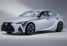 Lexus IS 300.