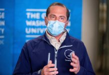 EE.UU. pide vacunar a mayores de 65 años y no reservar la segunda dosis Alex Azar