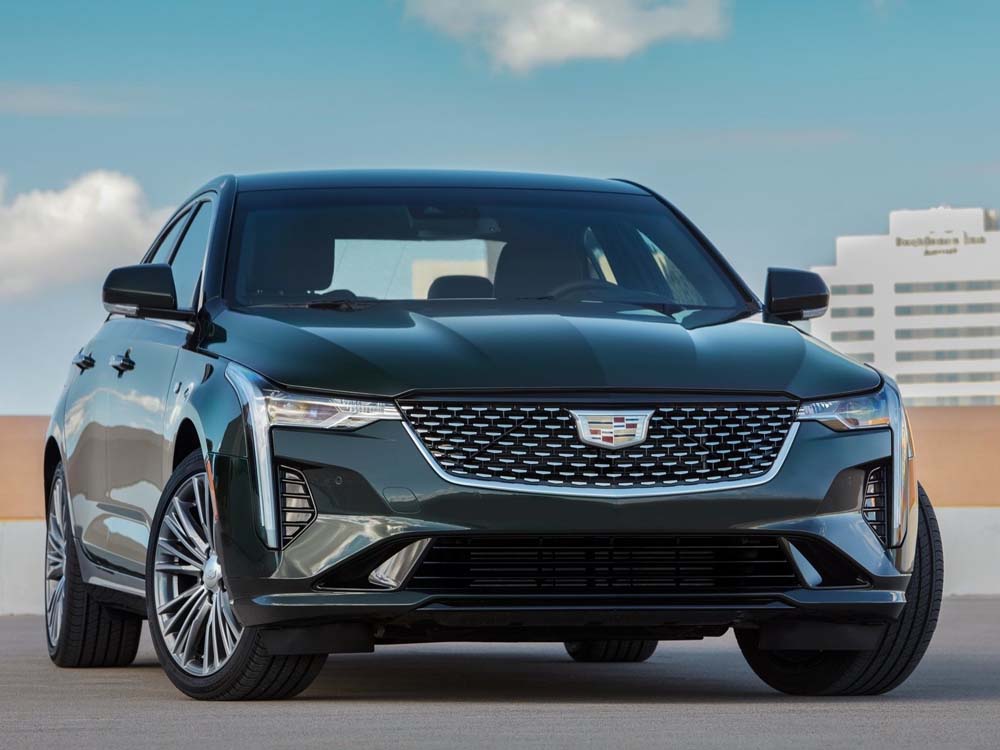 Cadillac CT4.