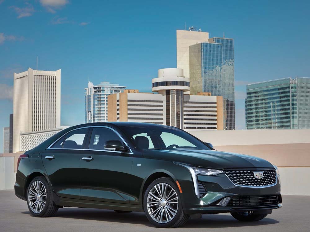 Cadillac CT4.