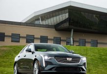 Cadillac CT4.