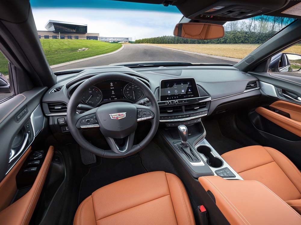 Cadillac CT4.