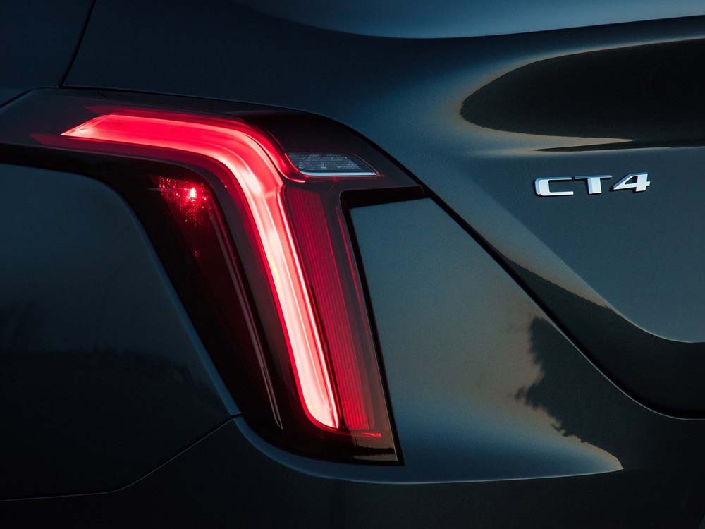 Cadillac CT4.