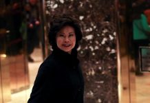 La secretaria de Transporte, Elaine Chao.