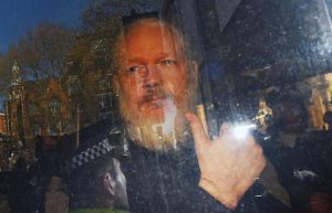  Assange