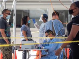 Más trabajadores sanitarios de color mueren por covid-19