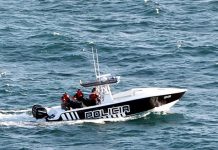 Detienen a tres personas al tratar de entrar ilegalmente a Puerto Rico Unidad Marítima de Aguadilla