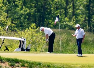EE.UU. remonta y conquista su undécima Copa Presidentes seguida ante la mirada de Trump club de golf de Trump