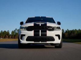 Dodge Durango SRT Hellcat: Si la idea es ostentar, pues se debe apresurar Dodge Durango SRT Hellcat.