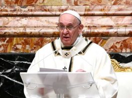 El papa agradece a Colombia su "valiente" política migratoria con venezolanos El papa