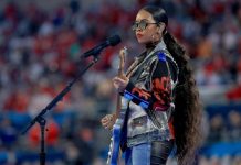 H.E.R. conmueve con su interpretación de "America The Beautiful" H.E.R