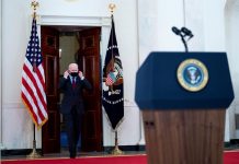 Piden a Biden que rescinda "de inmediato" la regla de carga pública Joe Biden