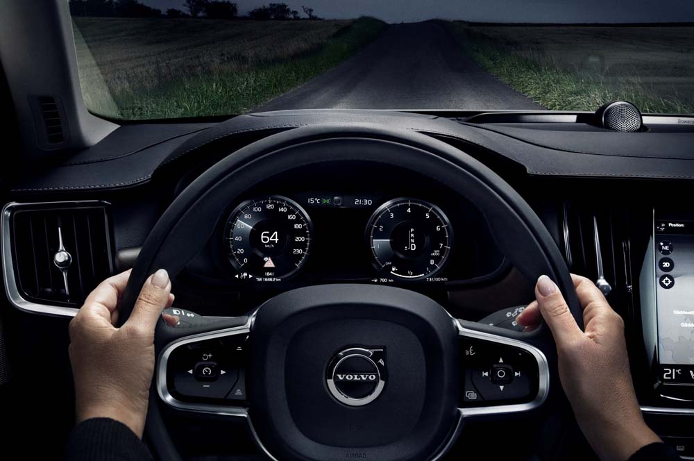 Volvo V90 T6.