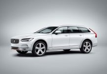 Volvo V90 T6.
