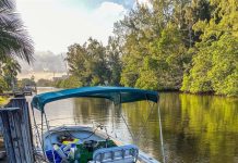 Arrestan a inmigrantes que llegaron en dos barcos a costa de Florida embarcación