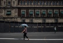 López Obrador: vallas frente a Palacio Nacional son para evitar provocaciones Palacio Nacional mexicano