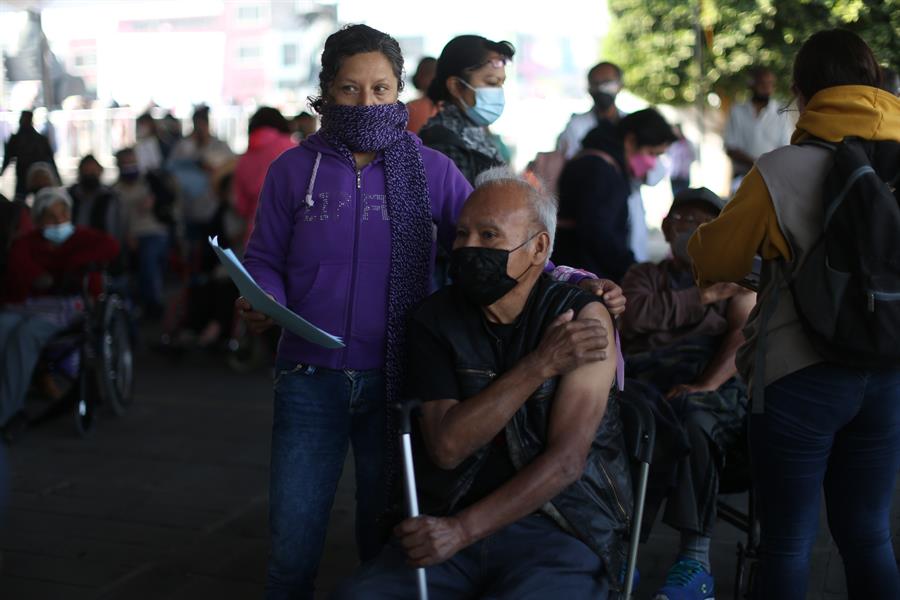 adultos vacunados