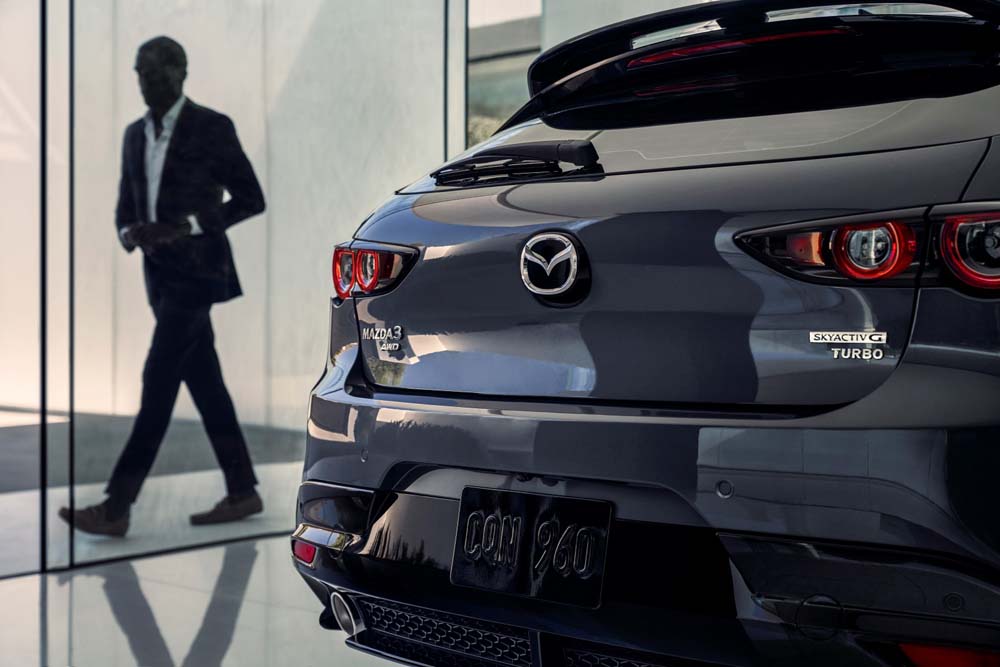 2021-Mazda3-2.5-Turbo_05