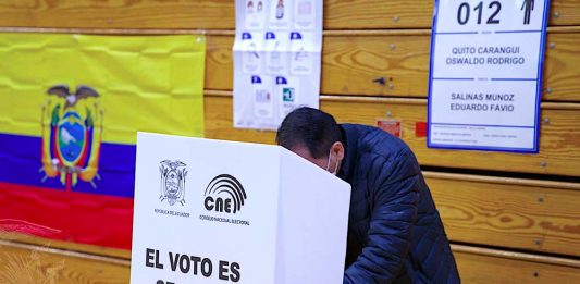 ECUATORIANOS