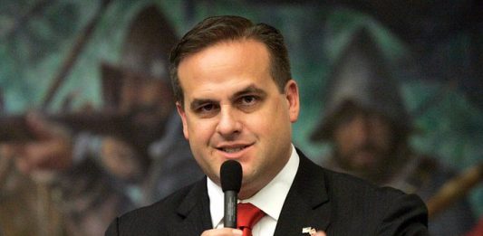 Frank Artiles.