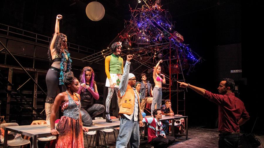 HBO emite documental de primera obra de Broadway que llegó a Cuba