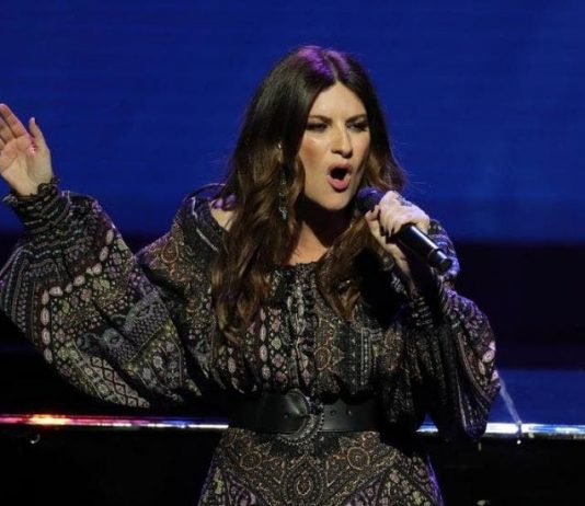 Robbie Williams y Laura Pausini actuarán en la previa de la final del Mundial de Clubes Laura Pausini
