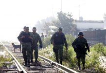 Mueren dos migrantes