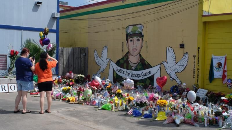 Mural en memoria de Vanessa Guillén vandalizado Mural en memoria de Vanessa Guillén