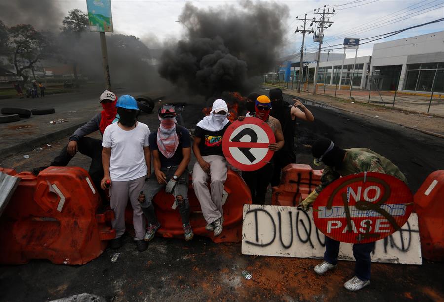 Colombia rechaza violencia (3)