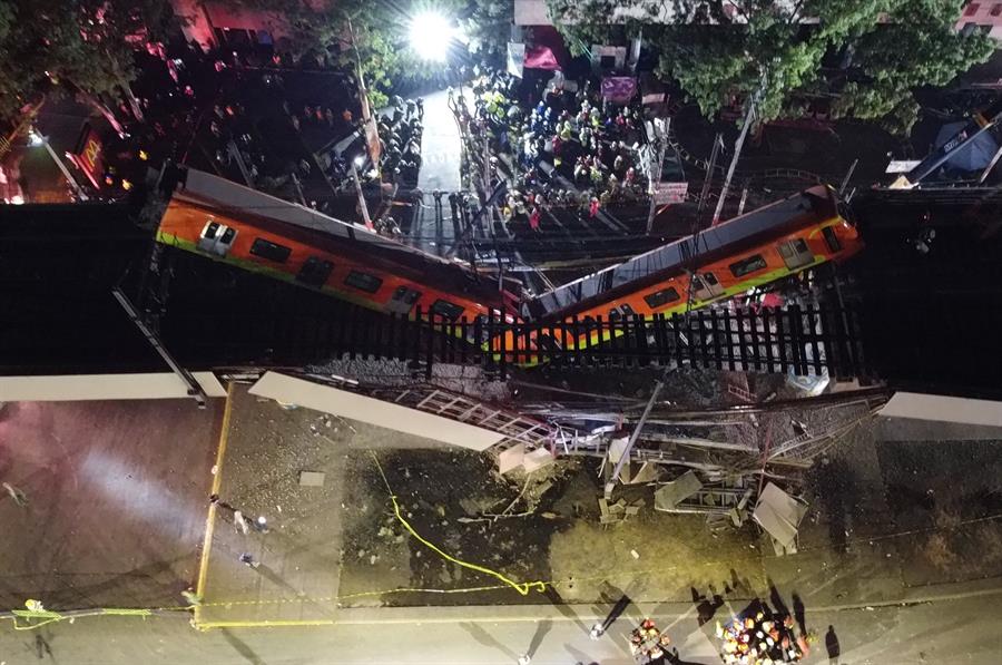 Familias exigen justicia al identificar los muertos (2)