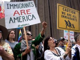 Inmigrantes se apropian del Primero de Mayo en EE.UU. para pedir la ciudadanía Marchas