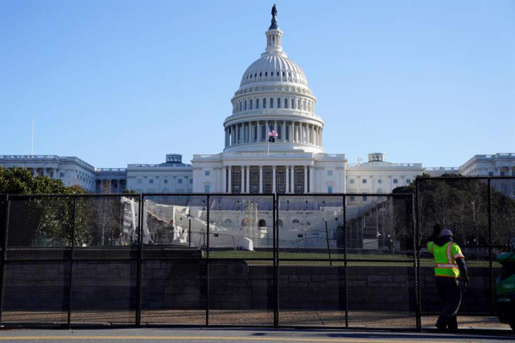comisión para investigar el asalto al Capitolio Capitolio
