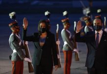 Kamala Harris llega a Guatemala para iniciar su primera gira fuera de EE.UU. Kamala Harris