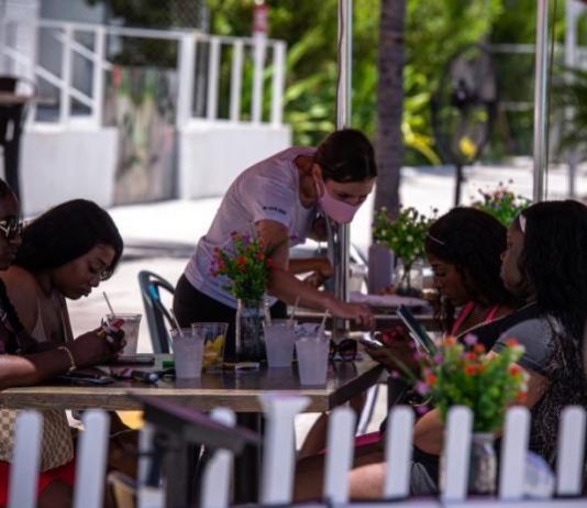 Las vacantes de empleo en EE.UU. alcanzan los 9,3 millones empleo