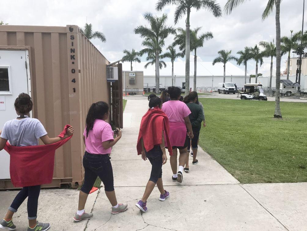 Más de 3.900 niños migrantes separados de sus familias inmigrantes