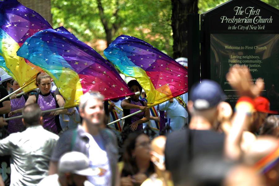 Nueva York celebra su d&iacute;a del Orgullo LGTBI+ (4)