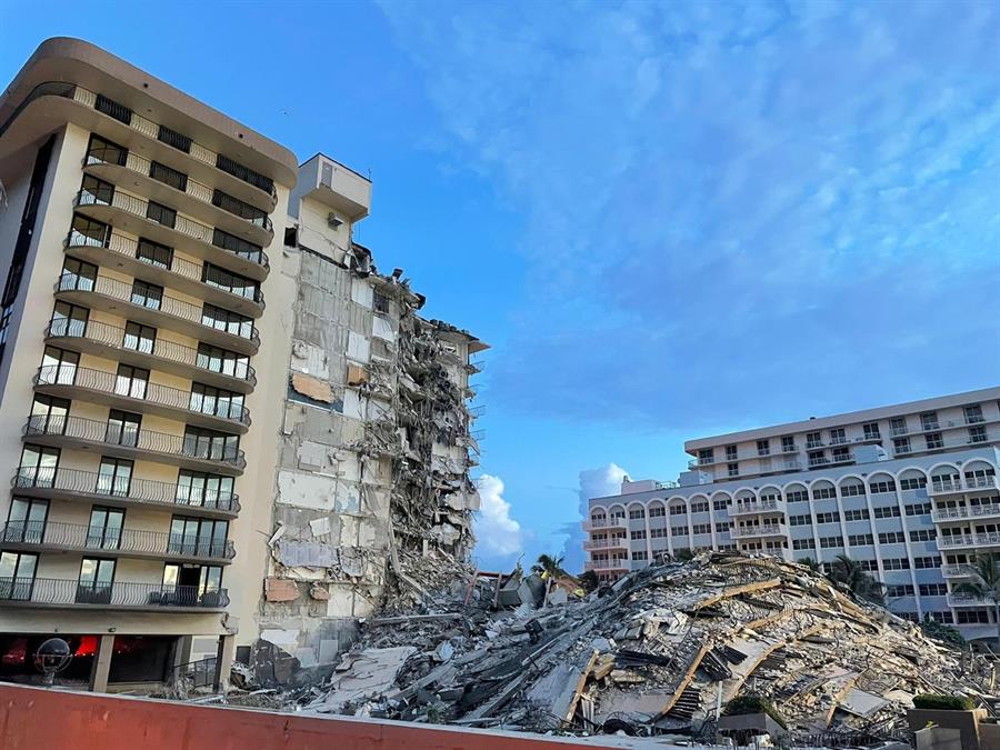 derrumbe de edificio en Florida (2)
