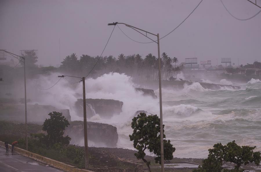 Elsa descarga fuertes lluvias en Cuba tormenta
