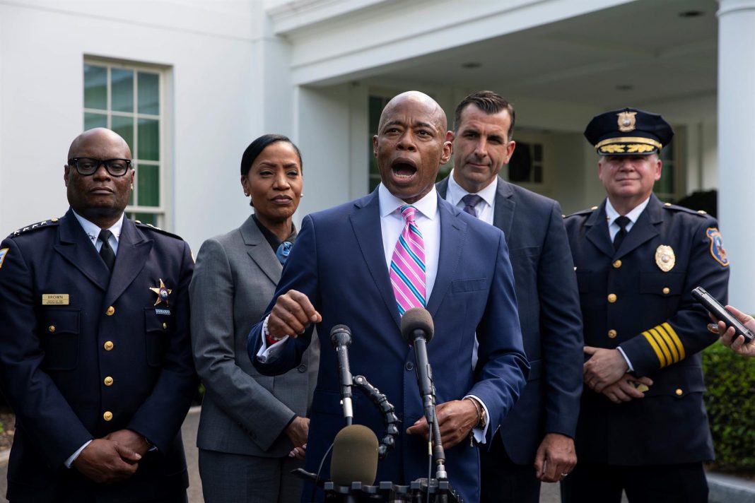 Eric Adams en la Casa Blanca.