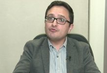 Fiscal anticorrupción destituido en Guatemala deja el país para ir al exilio