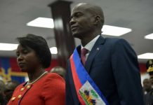 La primera dama de Haití, Martine Moise, llega a Miami para tratarse heridas Martine Moise