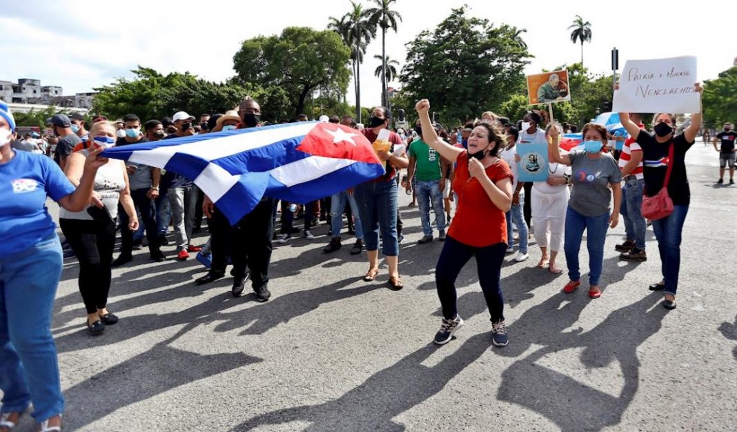 Senadores aprueban una resolución contra la violencia en Cuba Cuba